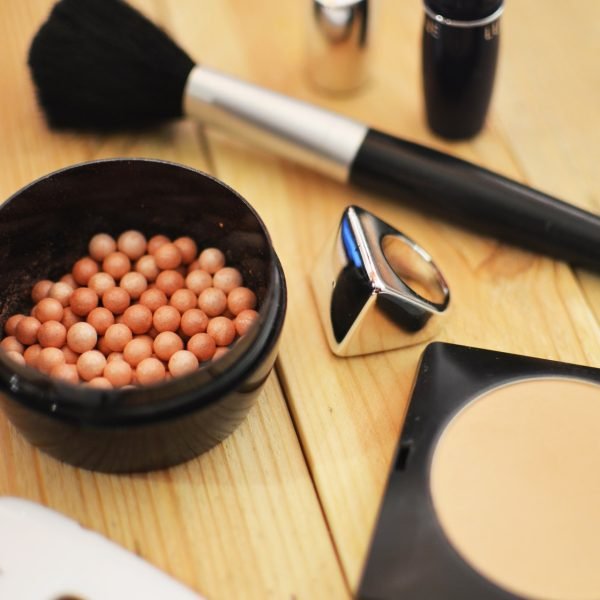 fashion-girl-makeup-paint.jpg